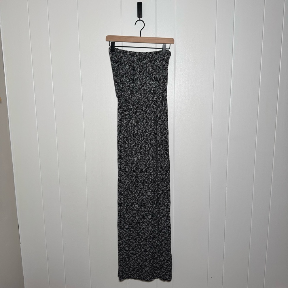Black and White Patterned Strapless Dress